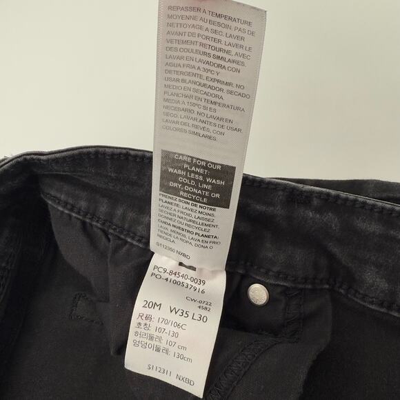 Signature Levi Strauss Women's Mid-Rise Skinny Jeans | 34” X 27” | Black - Picture 3 of 5